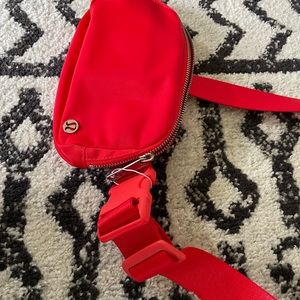 Red Lululemon Everywhere belt bag all color for men women yoga